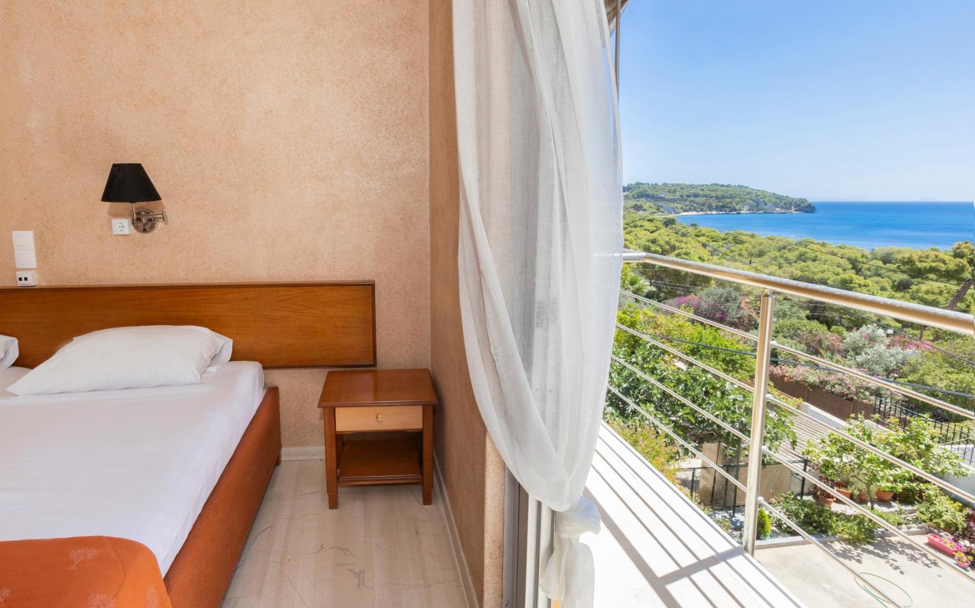 Oelia Rooms & Apartments Agia Marina  Exterior photo